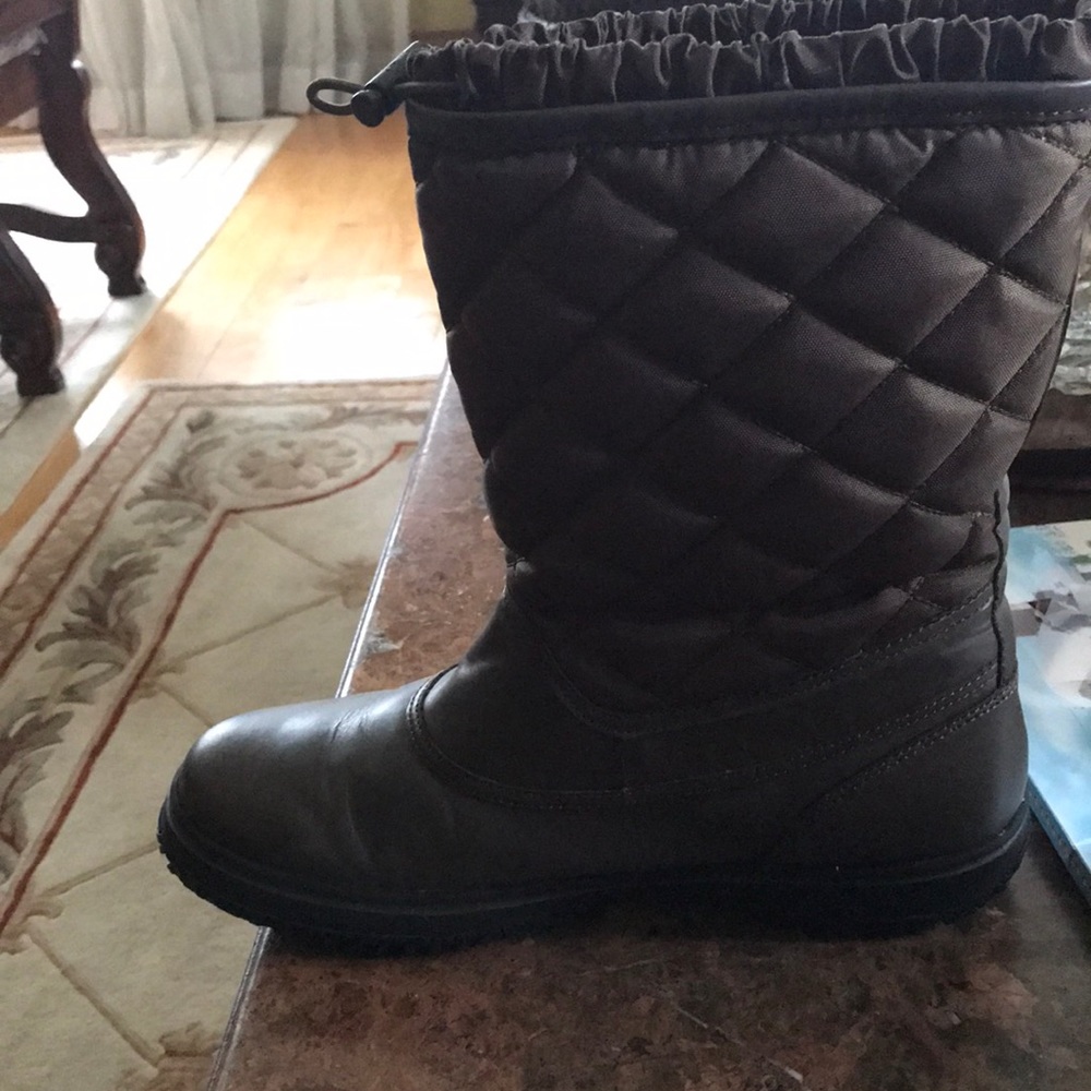 Coach boots